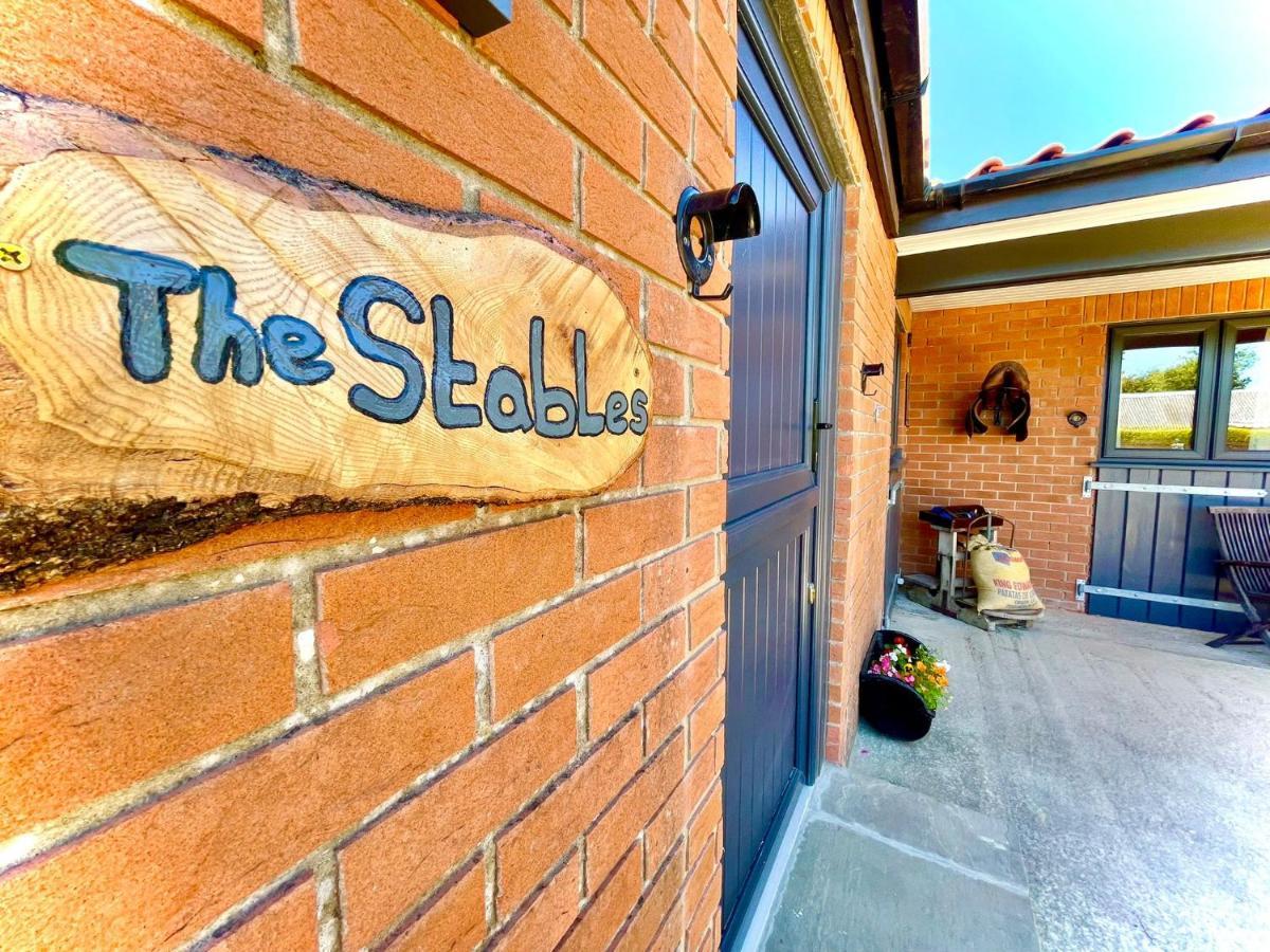 Вилла The Stables Firsby Экстерьер фото